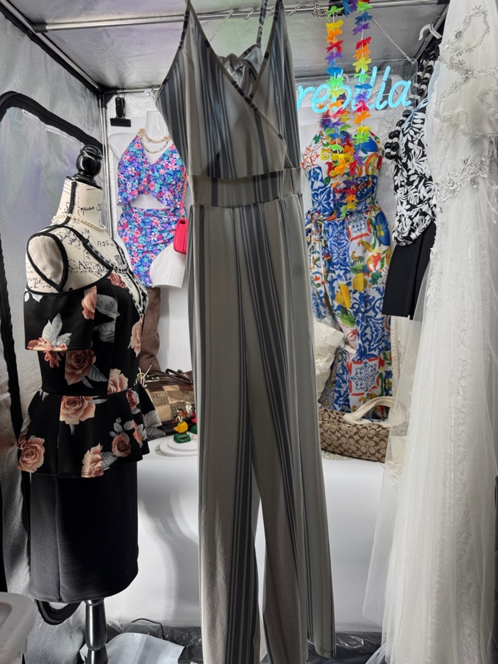 Source Unknown Grey Striped V-Neck Wide-Leg Jumpsuit